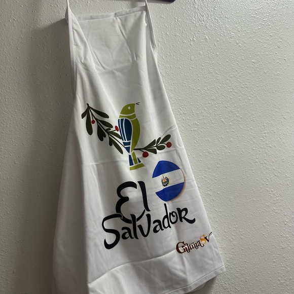 Gildan White Apron with Blue and Green Design - Picture 2 of 13